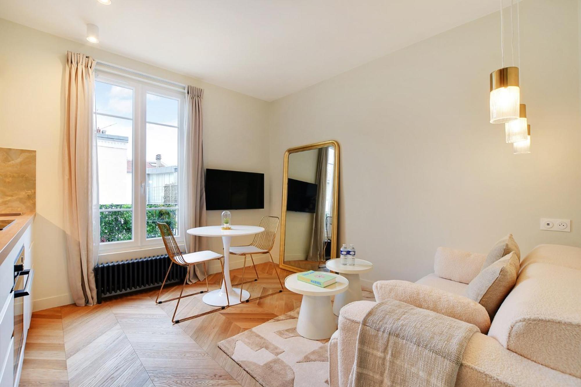 Suite Deluxe 1 By Les Maisons De Charloc Homes Μπουλόν-Μπιγιανκούρ Εξωτερικό φωτογραφία
